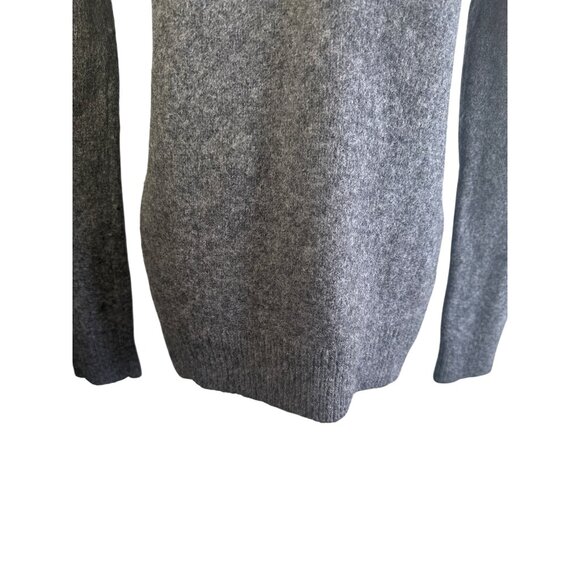 Uniqlo Small Wool V-Neck Sweater Gray - Picture 10 of 16